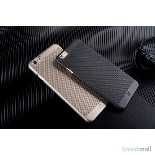 Smart-cover-til-iPhone-6-med-perforeret-struktur-og-god-koelin3