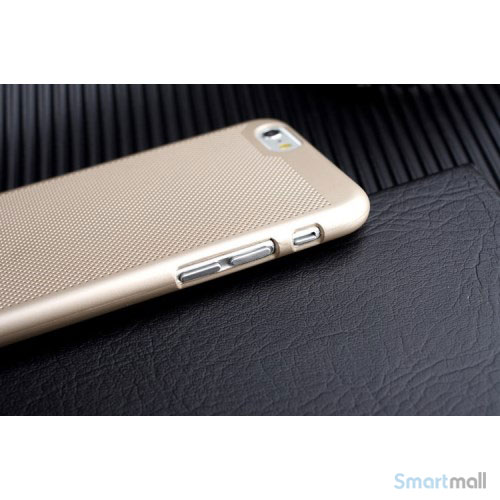 Smart-cover-til-iPhone-6-med-perforeret-struktur-og-god-koeling-guldfarvet5
