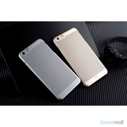 Smart-cover-til-iPhone-6-med-perforeret-struktur-og-god-koeling-solvfarvet5