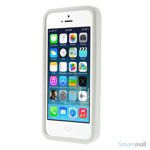 sjovt-nintendo-inspireret-silikone-cover-til-iphone-5-og-5s-hvid2