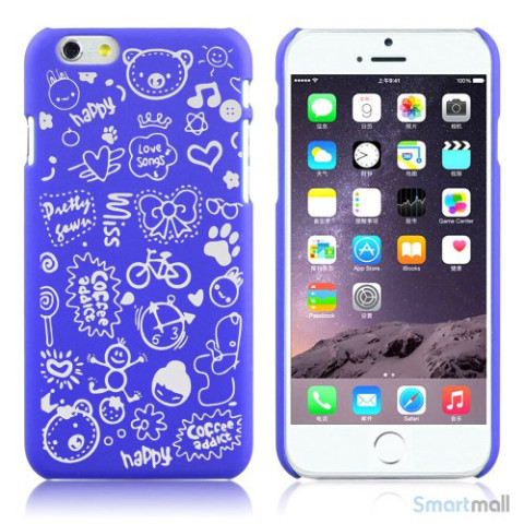 Soedt cover til iPhone 6, dekoreret med smaa cartoons - Moerkeblaa